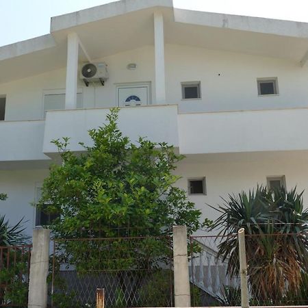 Apartmani Scepanovic Сутоморе Екстер'єр фото