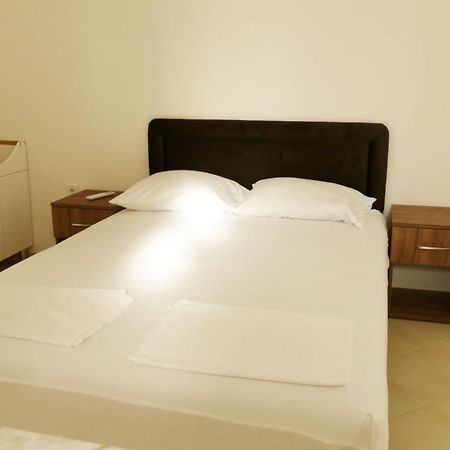 Apartmani Scepanovic Сутоморе Екстер'єр фото