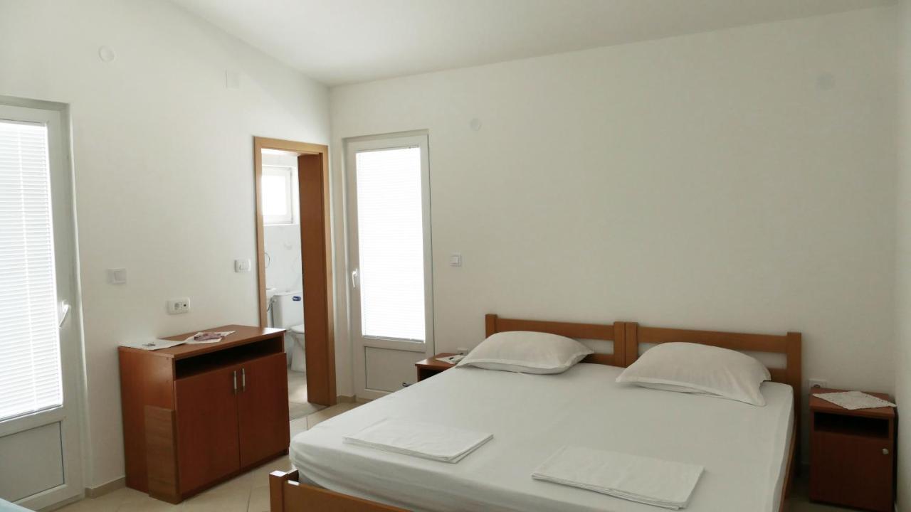 Apartmani Scepanovic Сутоморе Екстер'єр фото
